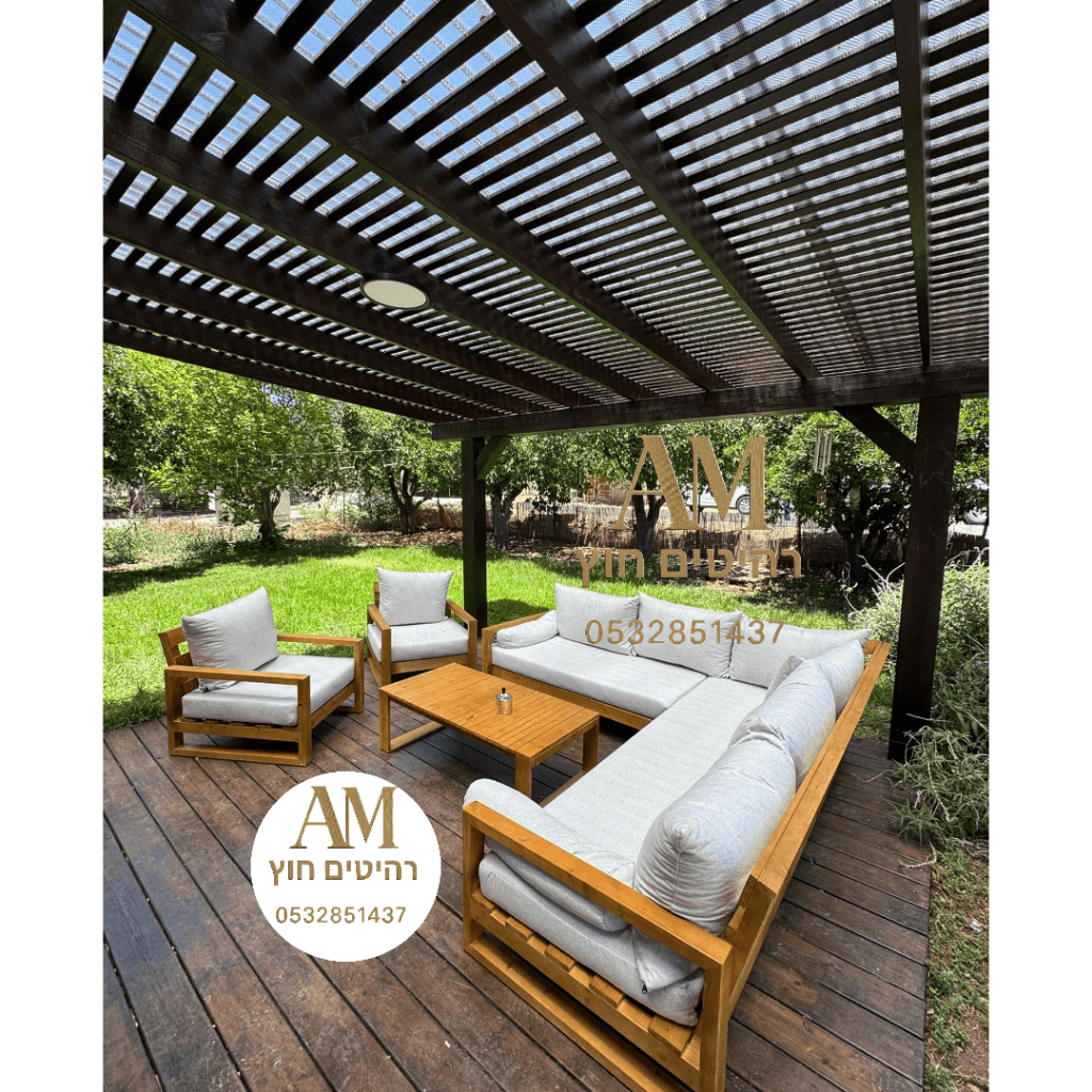 Outdoor corner seats with chairs 